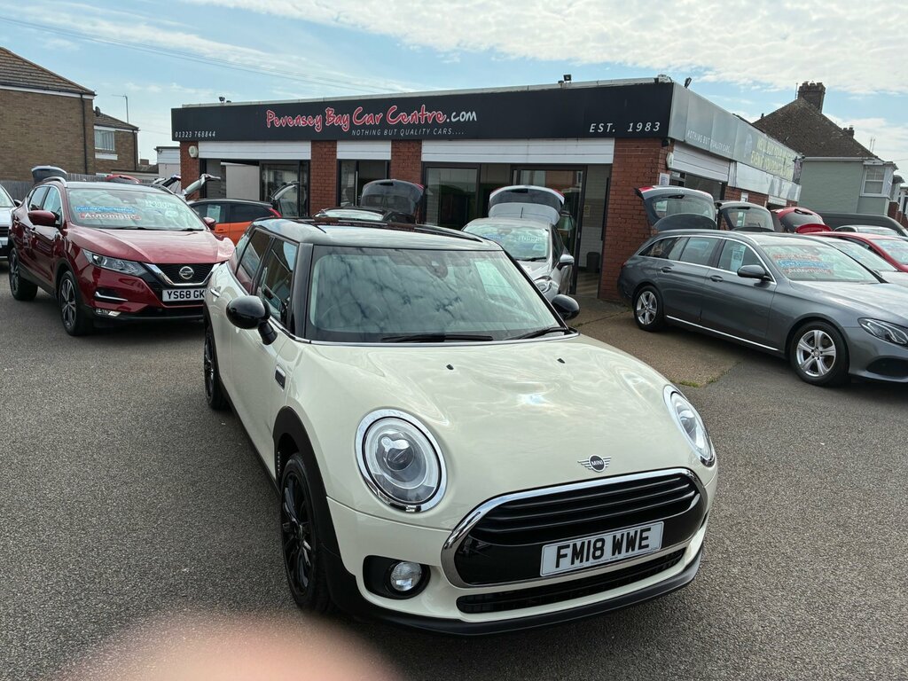 Mini Clubman Cooper Gpf Estate 1.5 6Dr 6 Euro White