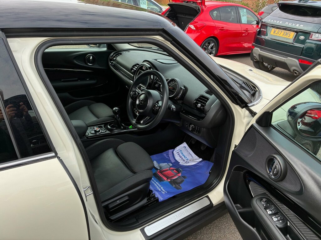 Mini Clubman Cooper Gpf Estate 1.5 6Dr 6 Euro White #2