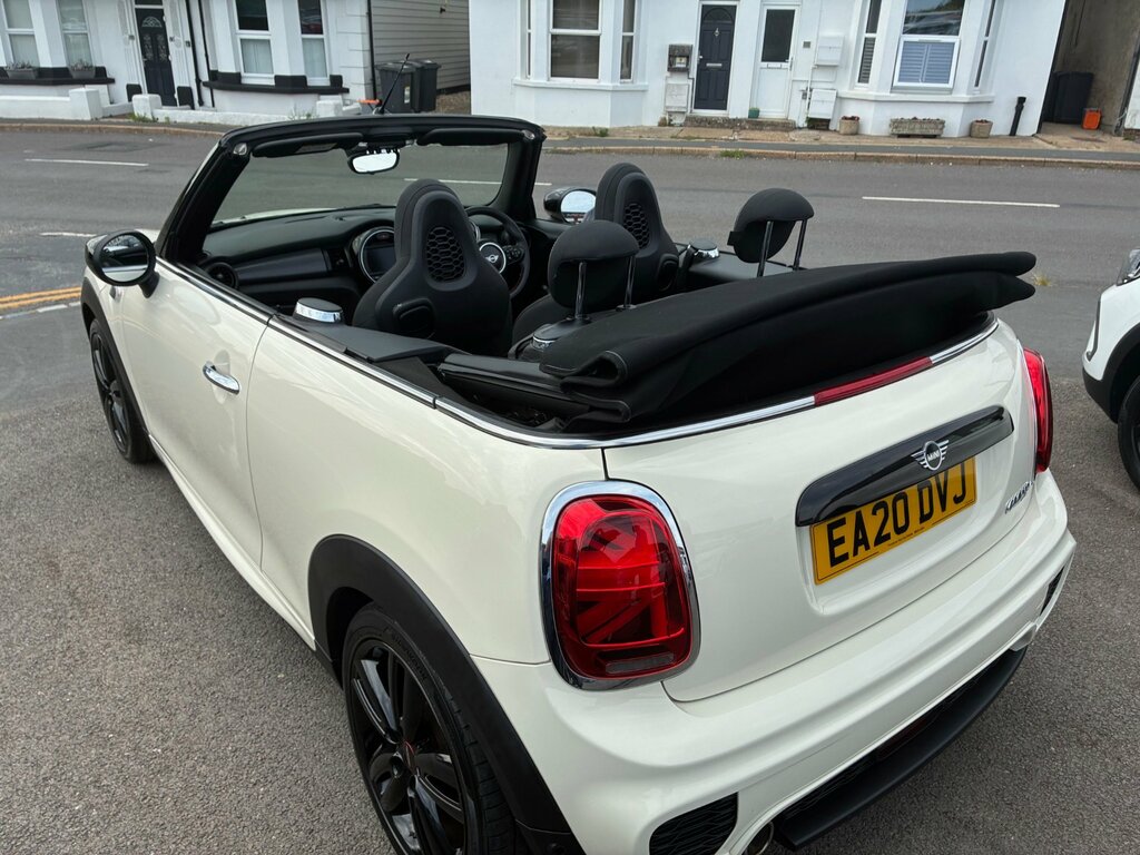 Mini Convertible Cooper Sport 1.5 6 Euro 6 S EA20DVJ White #3