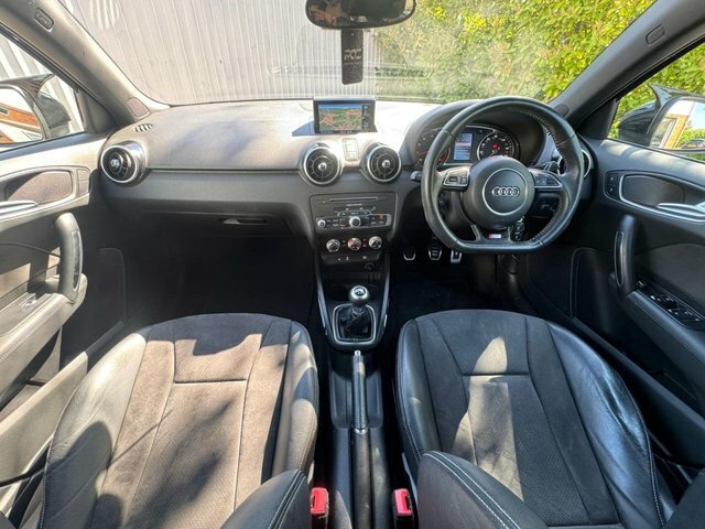 Audi A1 2017 1.4 Tfsi Cod Black Edition Sportback Petr AU67OGE Black #3