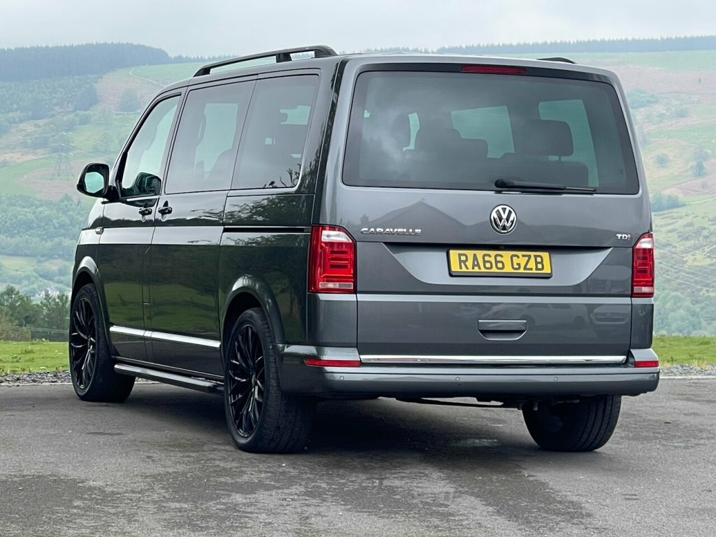 Volkswagen Caravelle 2L Executive Grey #5