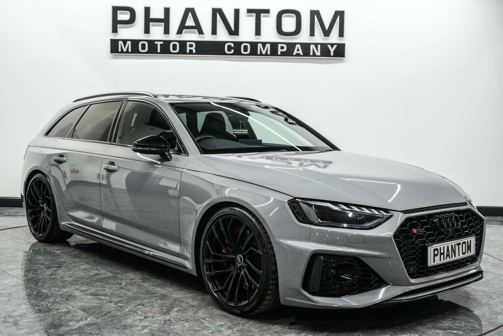 Audi RS4 Avant Carbon Black Grey