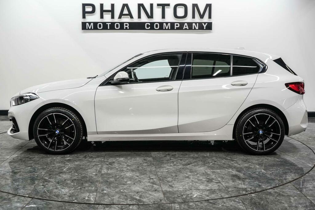 BMW 1 Series 1.5 118I Sport Euro 6 Ss LV69GWA White #3