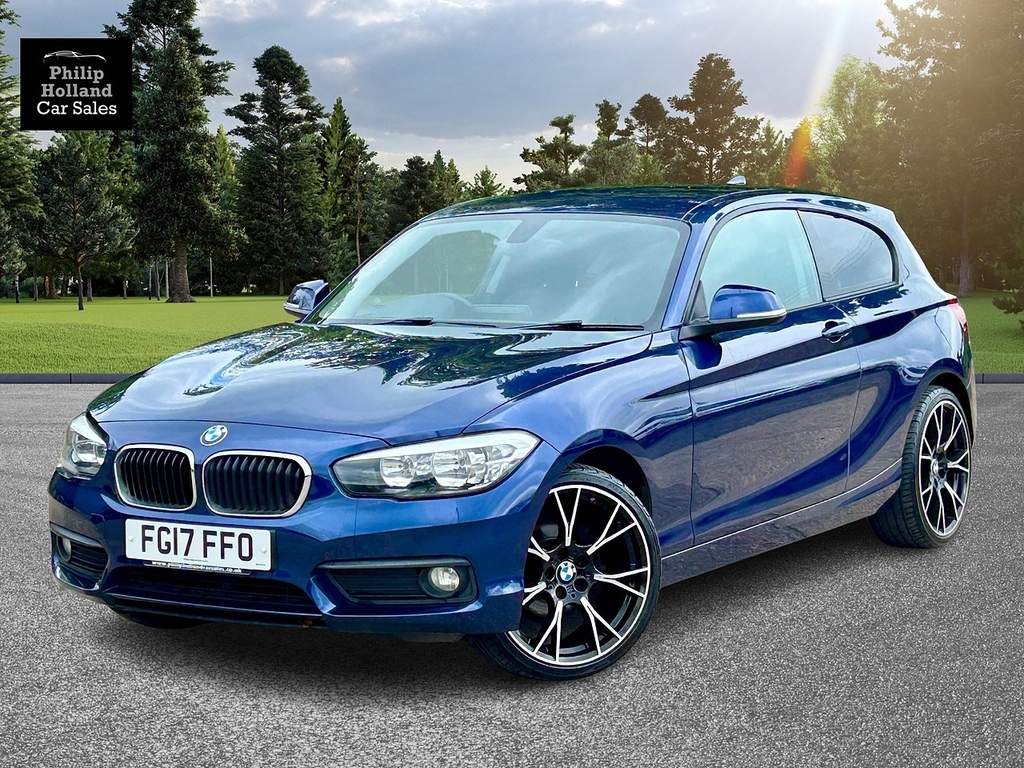 BMW 1 Series Hatchback Blue