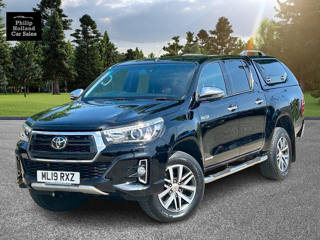 Toyota HILUX Pickup Black