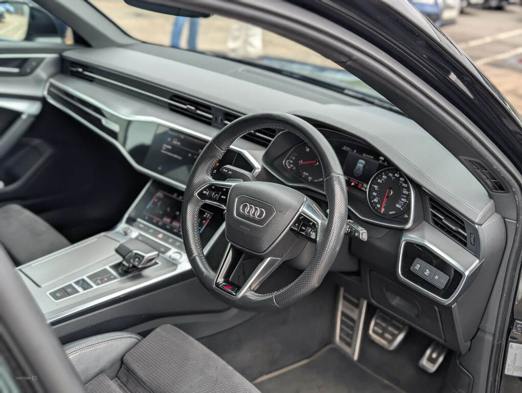 Audi A6 40 Tdi S Line Black Edition S Tronic KX19RCF Black #4