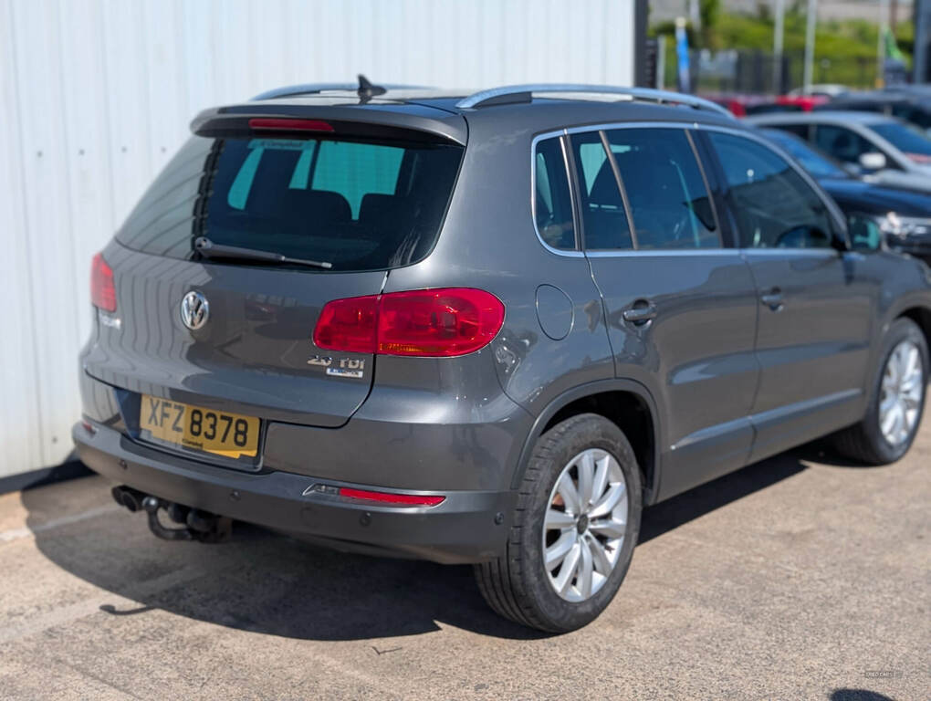 Volkswagen Tiguan 2.0 Tdi Bluemotion Tech Match 150 2Wd XFZ8378 Grey #5