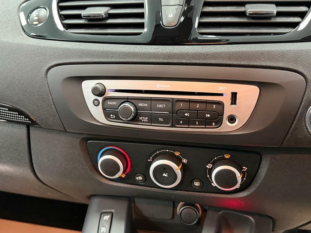 Renault Grand Scenic Grand Dynamique Black #36