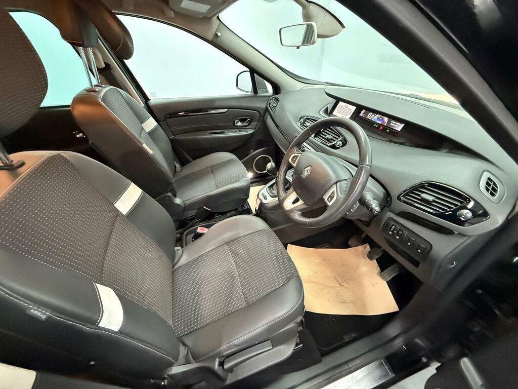 Renault Grand Scenic Grand Dynamique Black #27