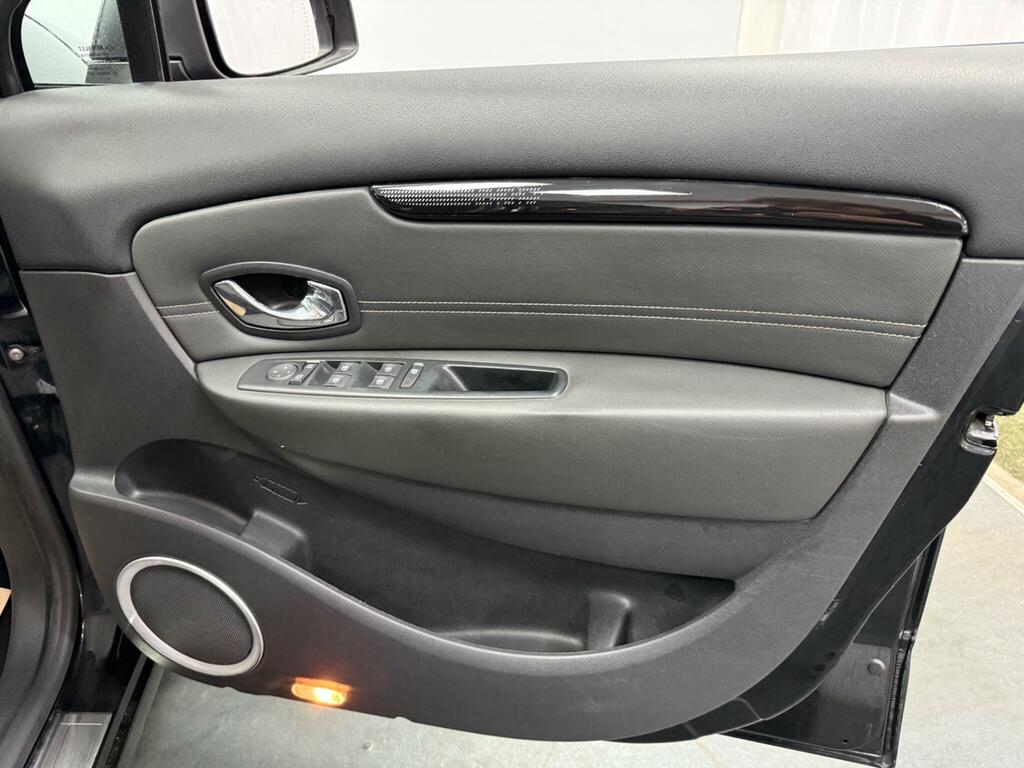 Renault Grand Scenic Grand Dynamique Black #28