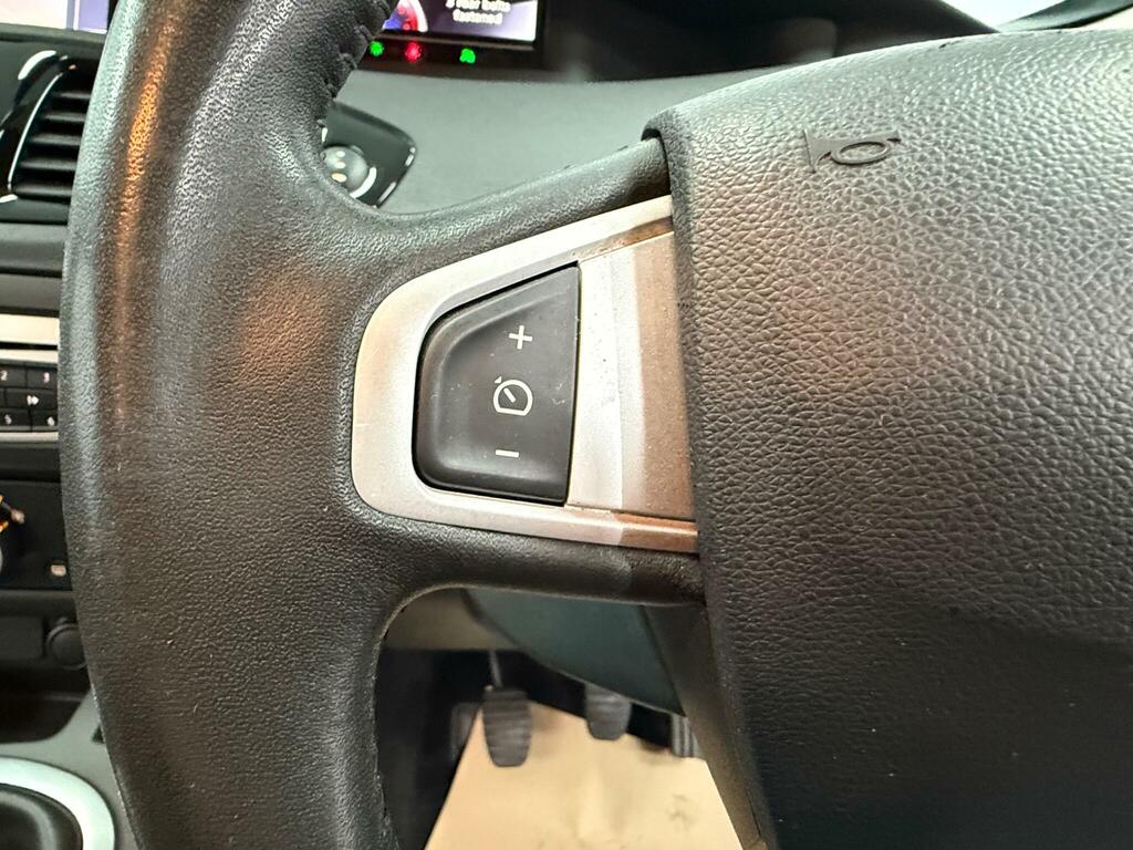 Renault Grand Scenic Grand Dynamique Black #30