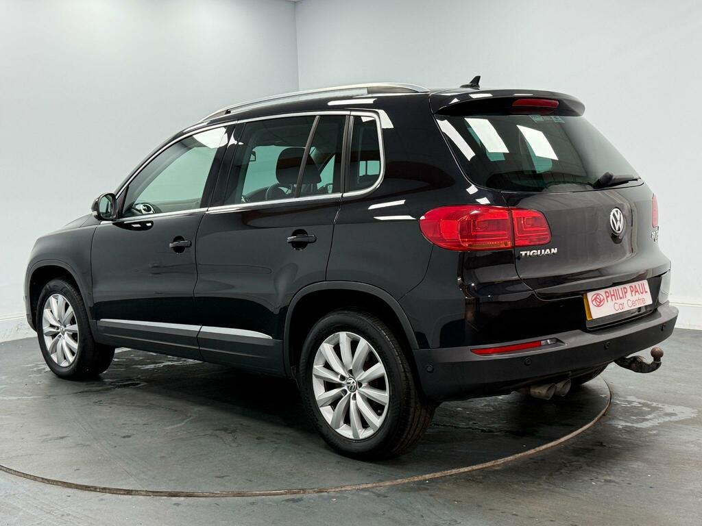 Volkswagen Tiguan 2.0 Tdi Bluemotion Tech Match NA15BXF Black #3
