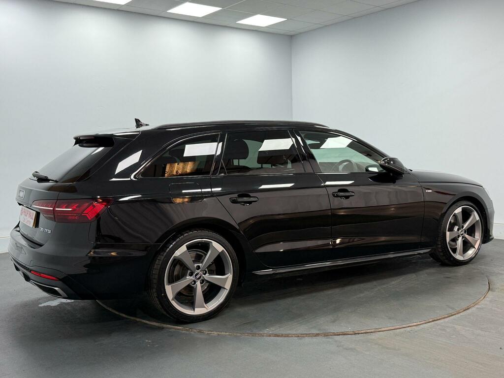 Audi A4 35 Tfsi Black Edition S Tronic YS21CKX Black #4