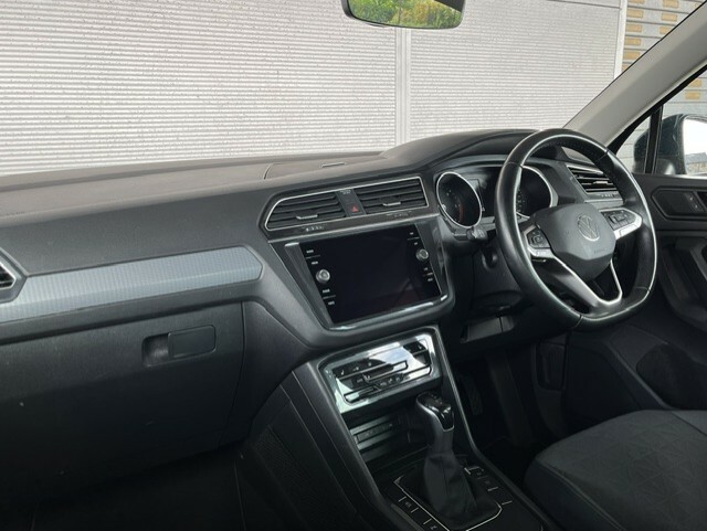 Volkswagen Tiguan 2.0 Tdi Life 150 Bhp Dsg SA21MDC Blue #6