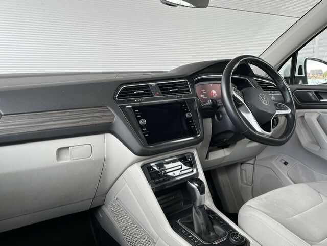 Volkswagen Tiguan Allspace 2.0 Tdi Elegance 150 Bhp 4M Dsg KN72ZGB White #6