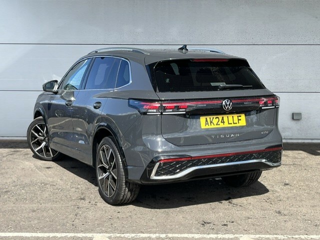 Volkswagen Tiguan 1.5 Etsi R Line 150 Bhp Dsg AK24LLF Grey #5