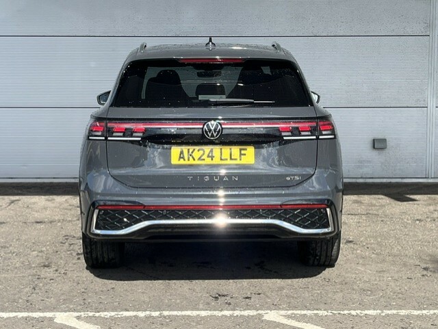 Volkswagen Tiguan 1.5 Etsi R Line 150 Bhp Dsg AK24LLF Grey #4