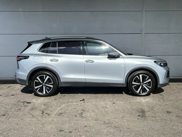 Volkswagen Tiguan 1.5 Etsi Elegance 150 Bhp Dsg NA75WOD Silver #3