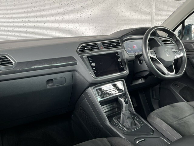 Volkswagen Tiguan 1.5 Tsi Elegance 150 Bhp Dsg LP72XBX Blue #6