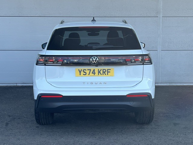 Volkswagen Tiguan 2.0 Tdi Match 150 Bhp Dsg YS74KRF White #4