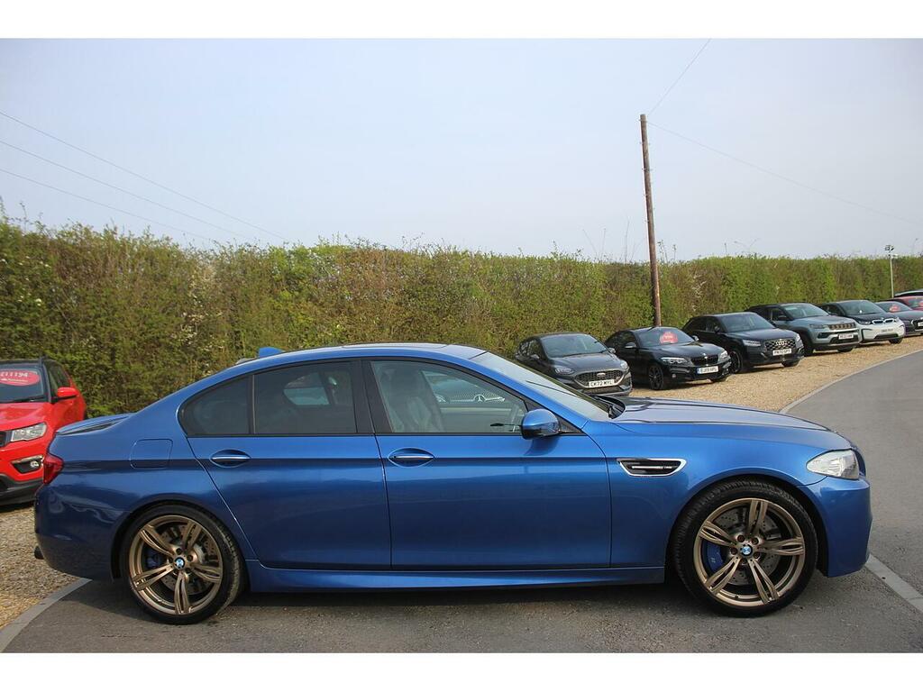 BMW M5 Saloon Blue #4