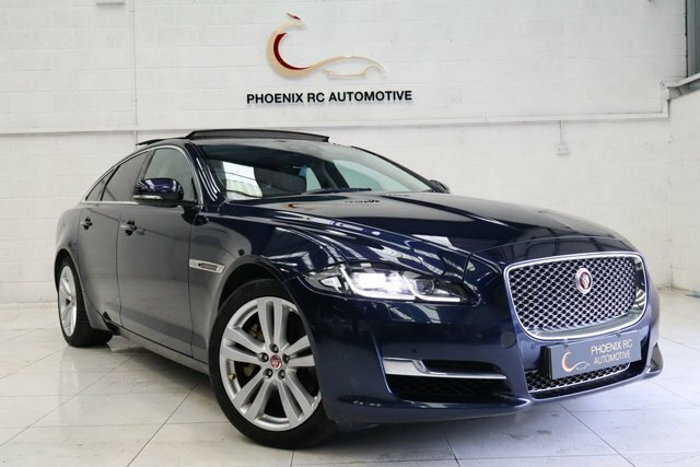 Jaguar XJ 3.0D V6 Luxury Saloon Euro 6 S S Blue
