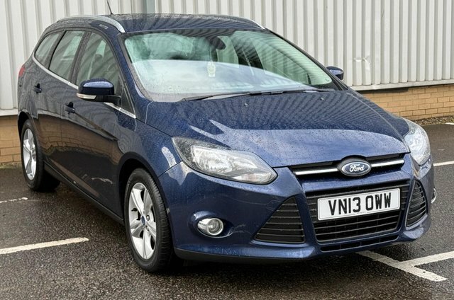 Ford Focus Zetec Powershift Euro 5 Blue