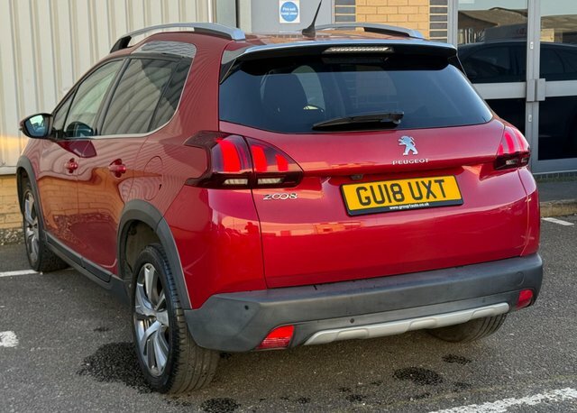 Peugeot 2008 Puretech Allure Eat Euro Red #4