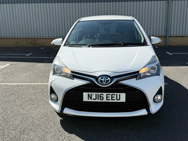 Toyota Yaris Vvt-h Icon E-cvt Euro NJ16EEU White #4