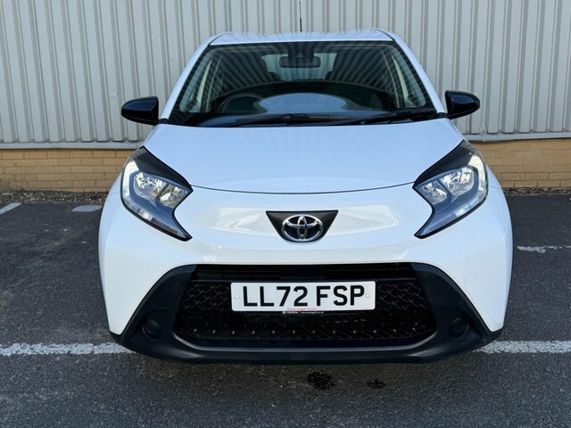 Toyota Aygo X Vvt-i Pure X-shift Euro LL72FSP White #4