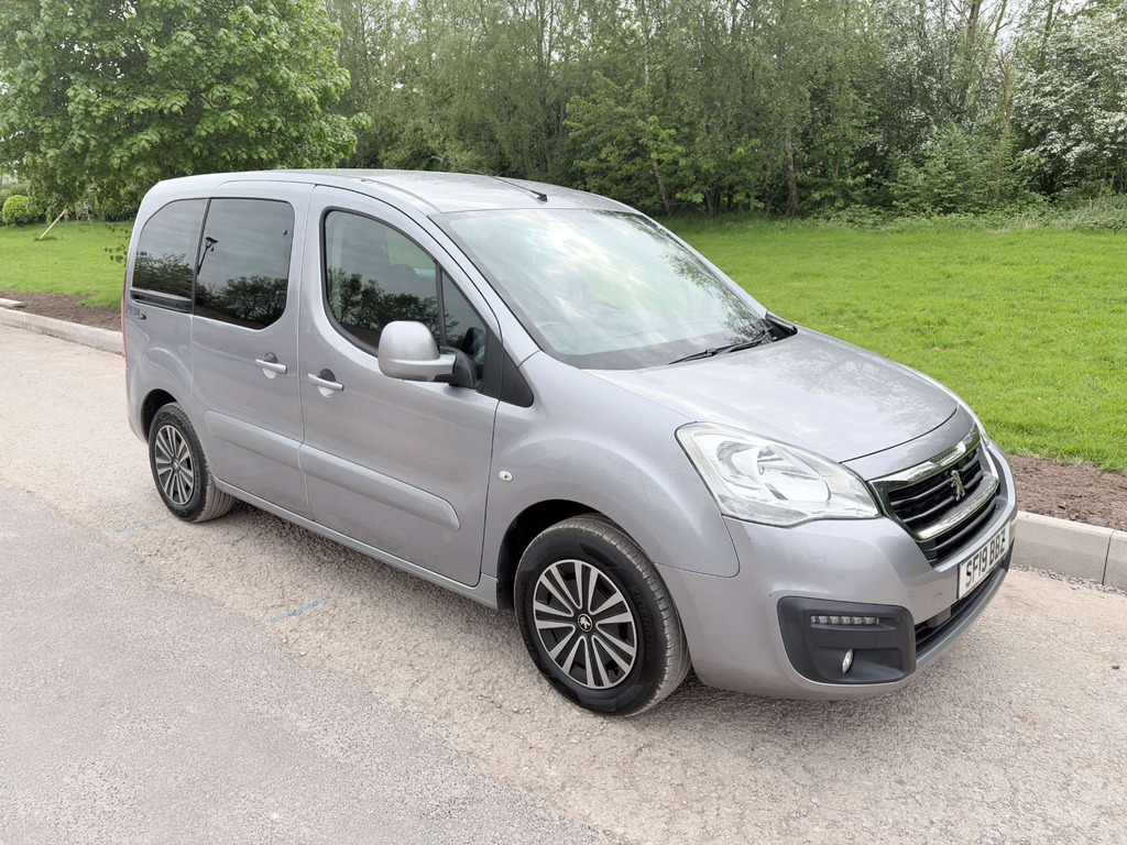Peugeot Partner Tepee Hdi Horizon 5 Seats Wheelchair Accessible Vehicl #2