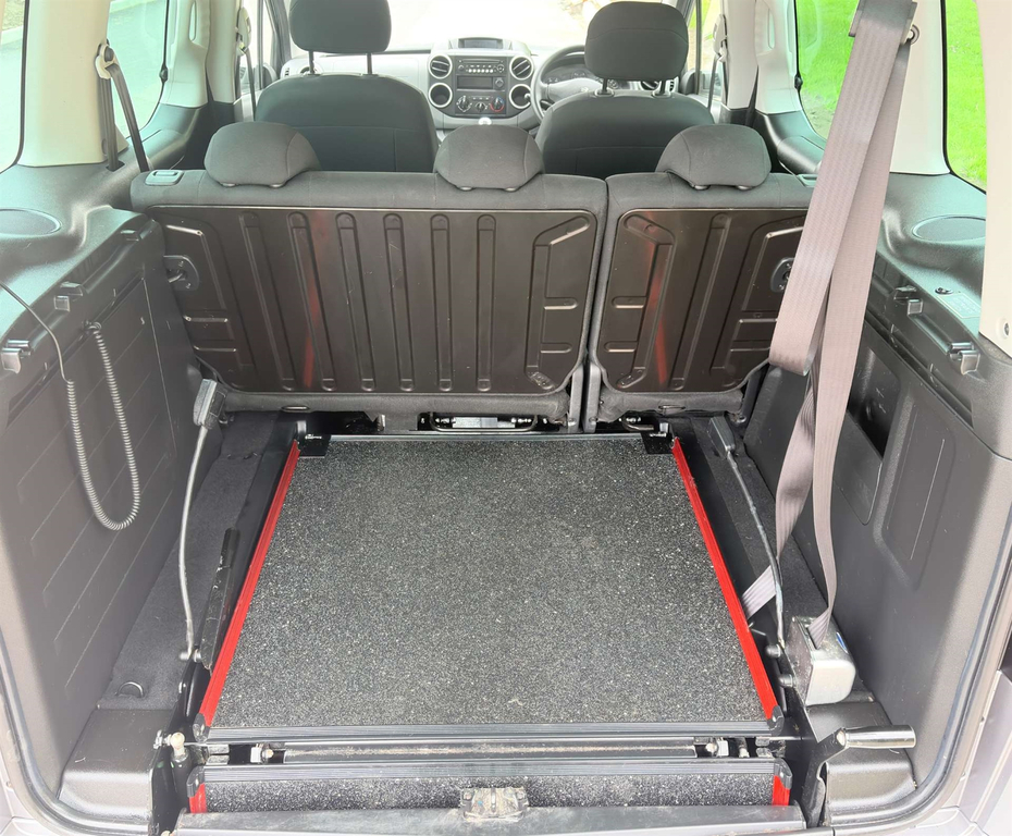 Peugeot Partner Tepee Hdi Horizon 5 Seats Wheelchair Accessible Vehicl #6
