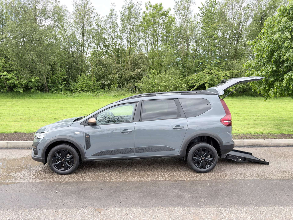 Dacia Jogger 3,000 Miles Wheelchair Accessible Vehicle Wav Di
