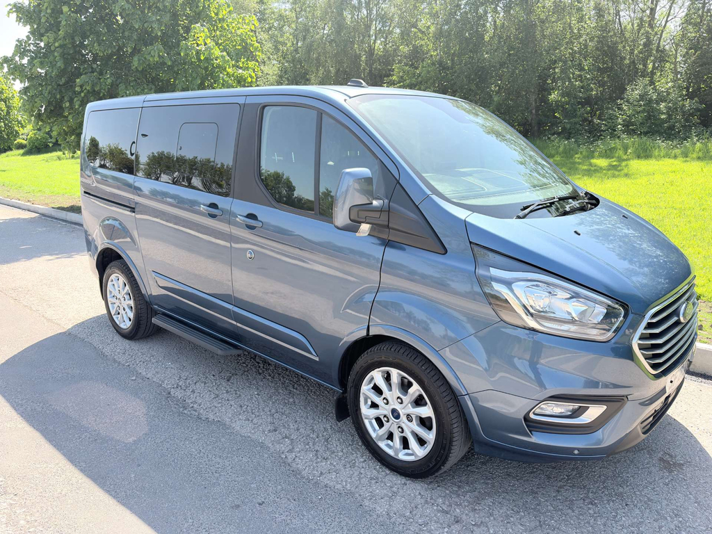 Ford Tourneo Custom Titanium Wheelchair Accessible Vehicle Wav Mobilit  #2