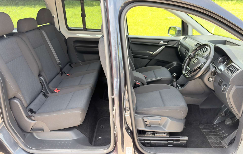 Volkswagen Caddy Maxi Life 2.0 Tdi Wheelchair Accessible Disabled Adapted Mob White #8