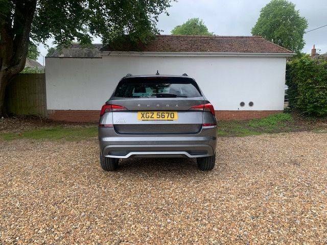 Skoda Kamiq 1.0 Tsi 110 Se Drive Dsg - 2022 72 XGZ5670 Grey #3