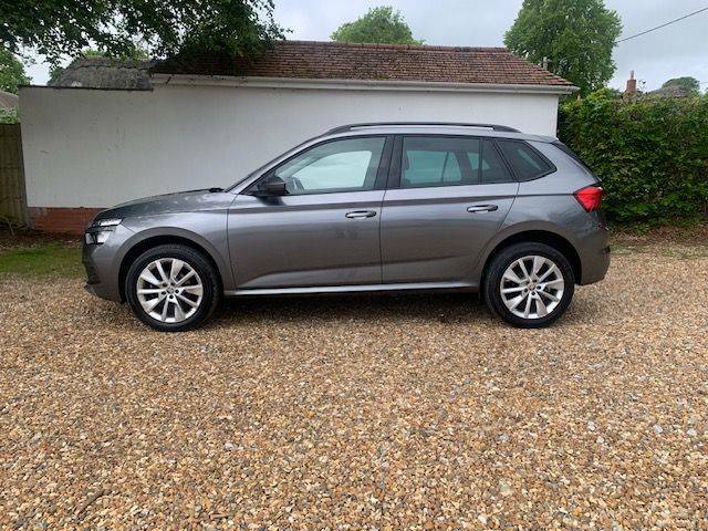 Skoda Kamiq 1.0 Tsi 110 Se Drive Dsg - 2022 72 XGZ5670 Grey #4
