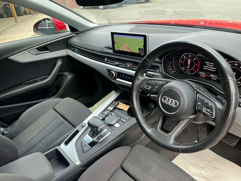 Audi A4 Avant 2L Sport MA66FWD Red #2