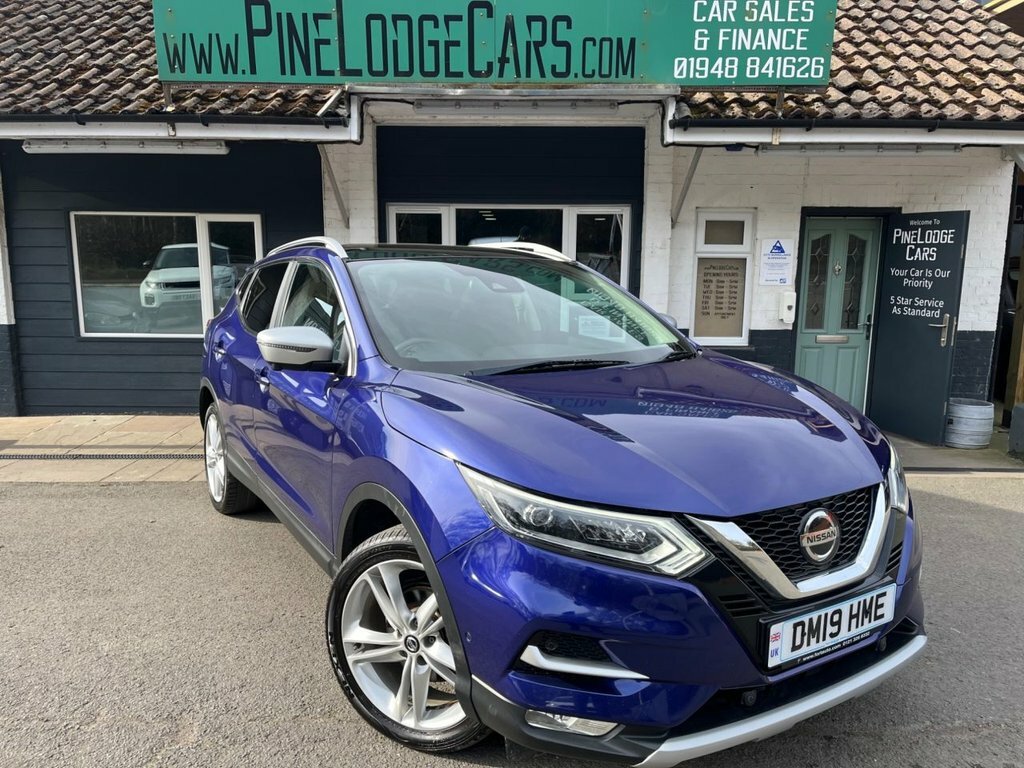 Nissan Qashqai 1.3L N-motion Blue