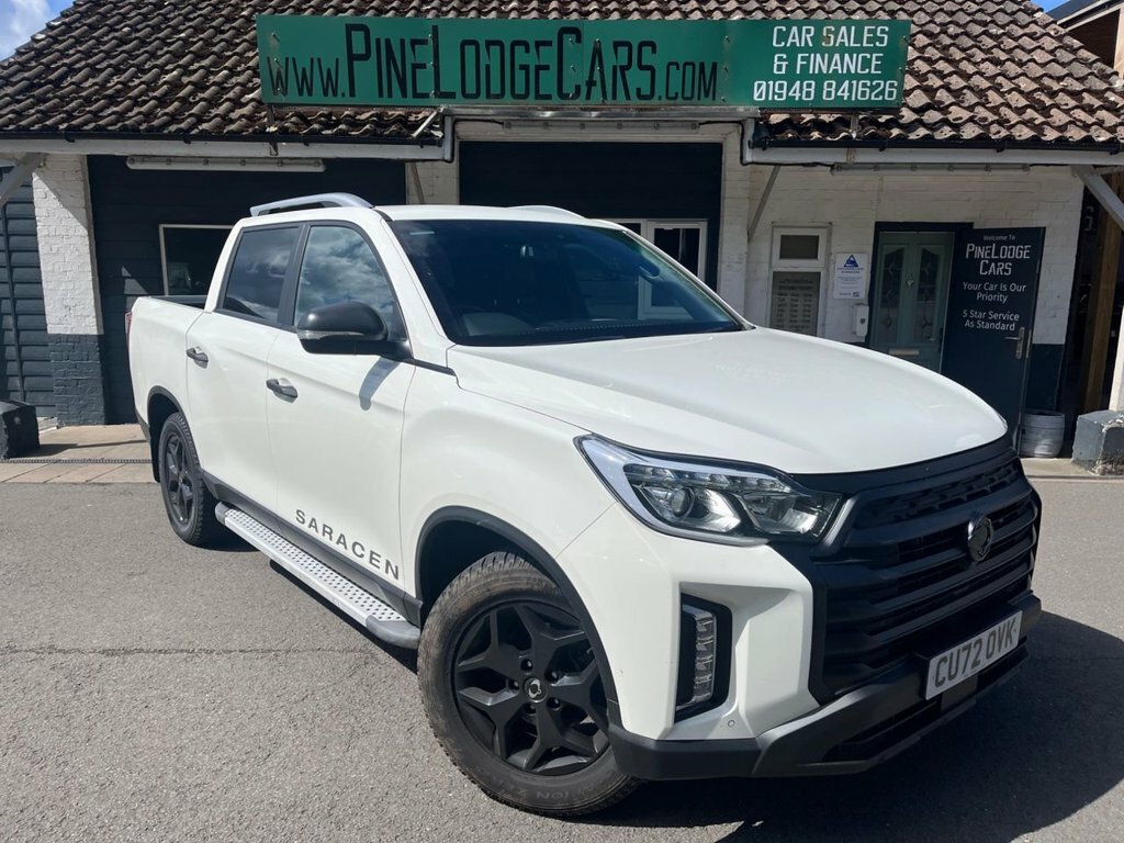 SsangYong Musso 2.2L Saracen White