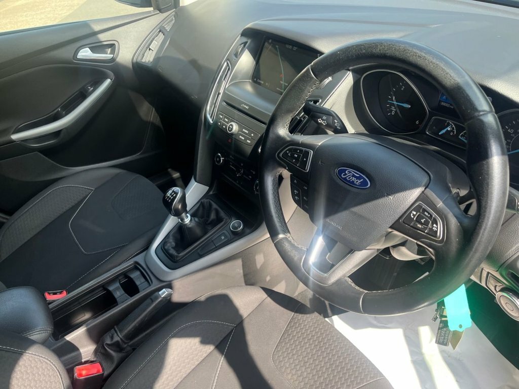 Ford Focus 1L Zetec Edition HY67WWT Blue #2