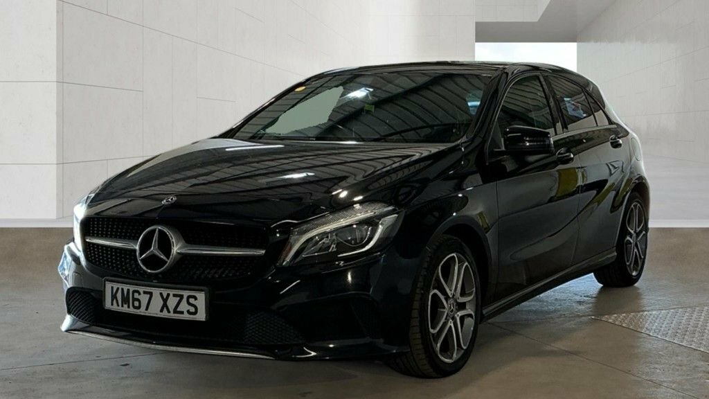 Mercedes-Benz A Class 1.6L Sport Edition KM67XZS Black #2