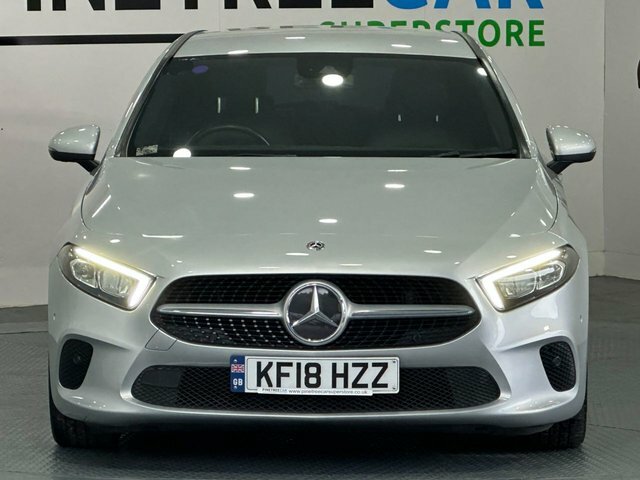 Mercedes-Benz A Class 1.3 A200 Sport Premium Hatchback 7G-d Silver