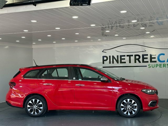 Fiat Tipo 1.4 T-jet Mirror Estate Euro 6 Red #4
