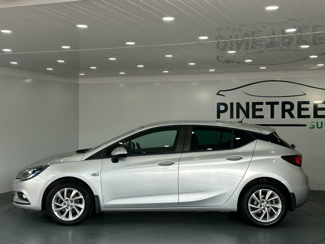Vauxhall Astra 1.6 Cdti Ecotec Blueinjection Design Hatchback Silver #3