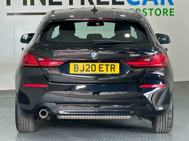 BMW 1 Series 1.5 118I Se Hatchback Dct Euro 6 S S BJ20ETR Black #6