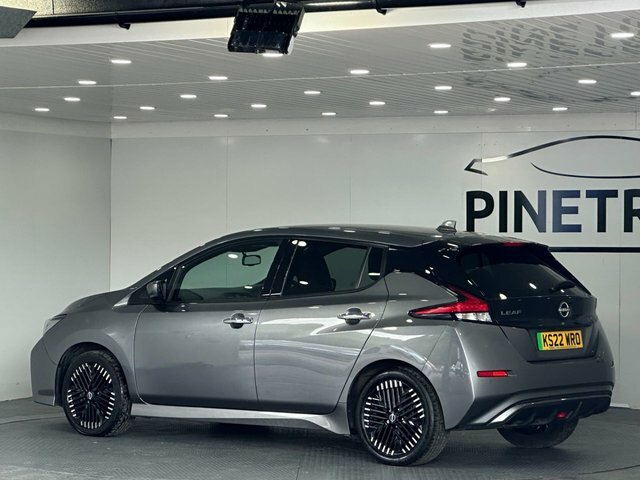Nissan Leaf 39Kwh N-connecta Hatchback 150 KS22WRO Grey #5