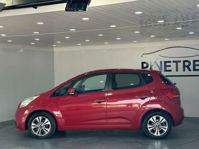 Kia Venga 1.6 4 Mpv Euro 6 123 Bhp FN67YTC Red #4
