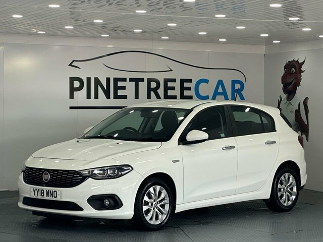 Fiat Tipo 1.6 Multijetii Easy Plus Hatchback Manu White #3