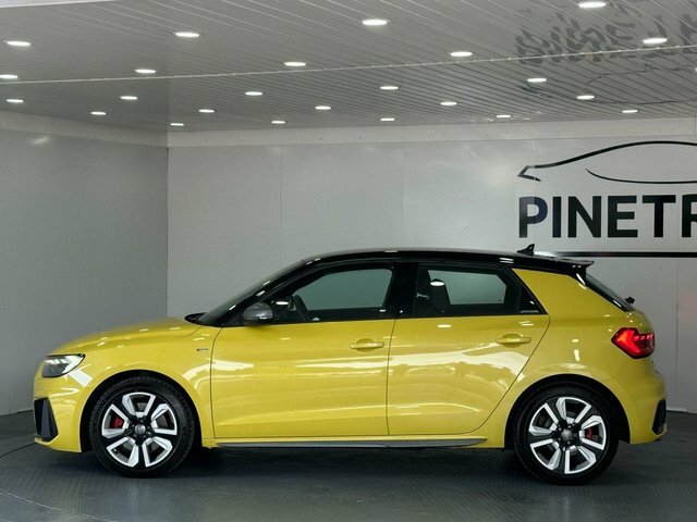 Audi A1 2.0 Tfsi 40 S Line Competition Sportback Petro Yellow #3
